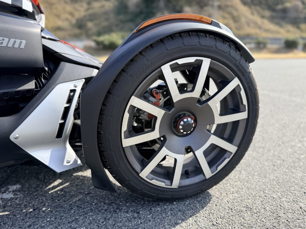 can-am 900cc Trike