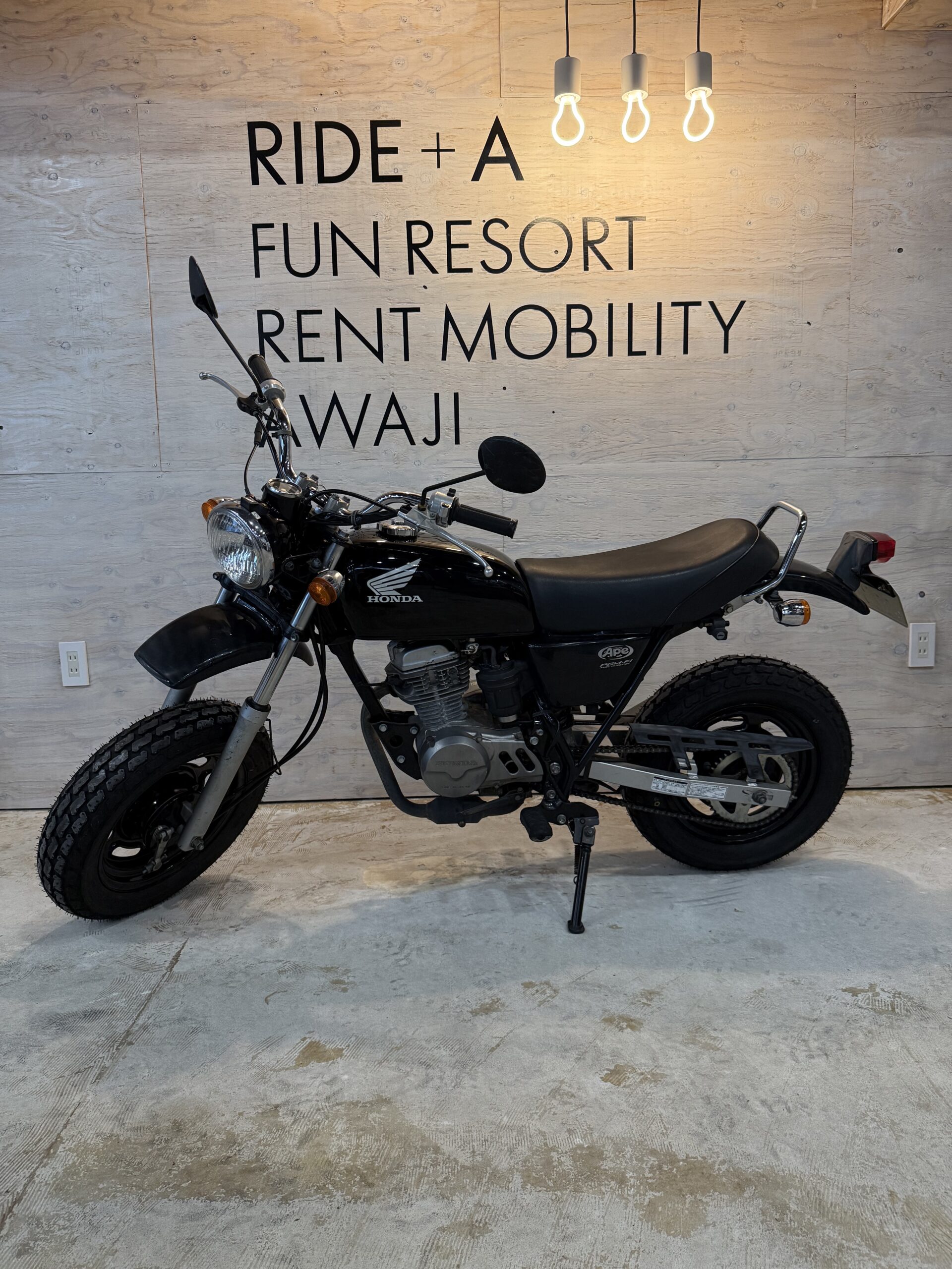 HONDA Ape50